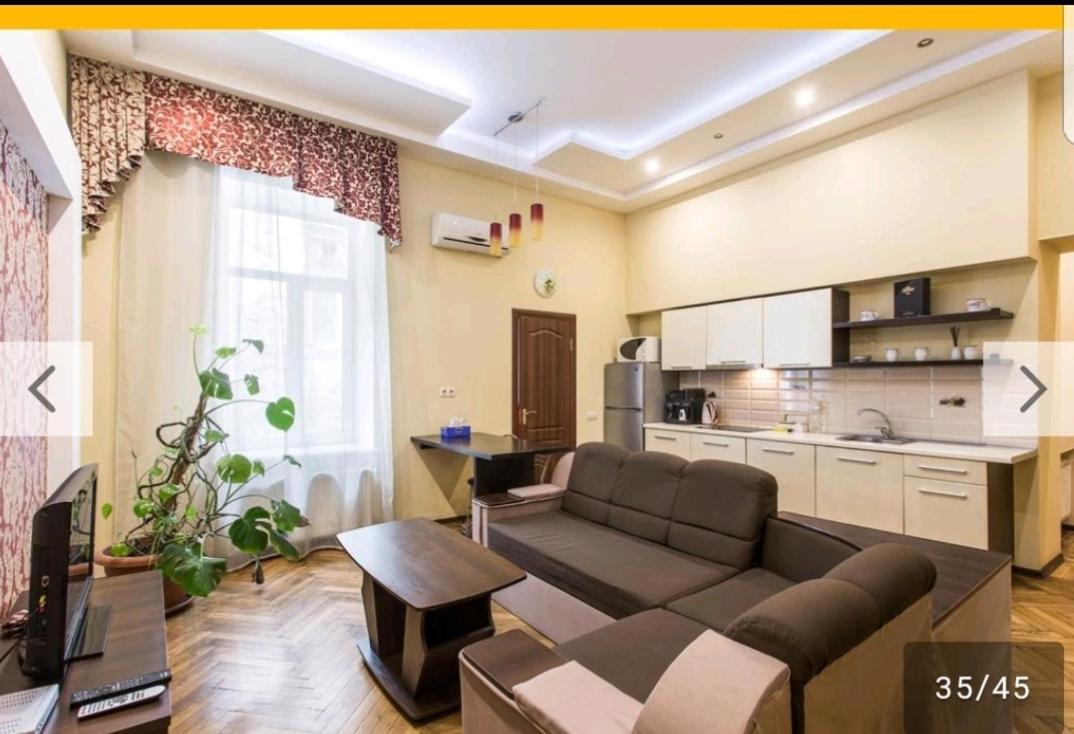 Apartmens Near Opera House Lejlighed Odessa Eksteriør billede